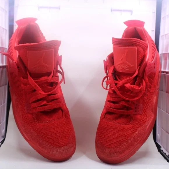 Air Jordan retro 4 Flyknit university red size 10 in men Jordan 4 Retro Flyknit  main image 3